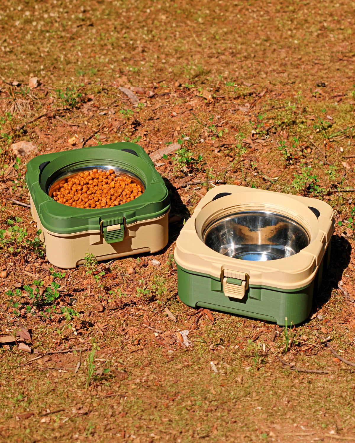 Tackle box travel dog bowl with removable stainless steel insert and screw cap